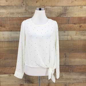 NWT Socialite Tie‎ Front Blouse Polka Dot Size: Small